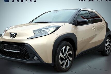 Toyota Aygo (X) 21.850 km 17.990 &euro; Stralsund 18437