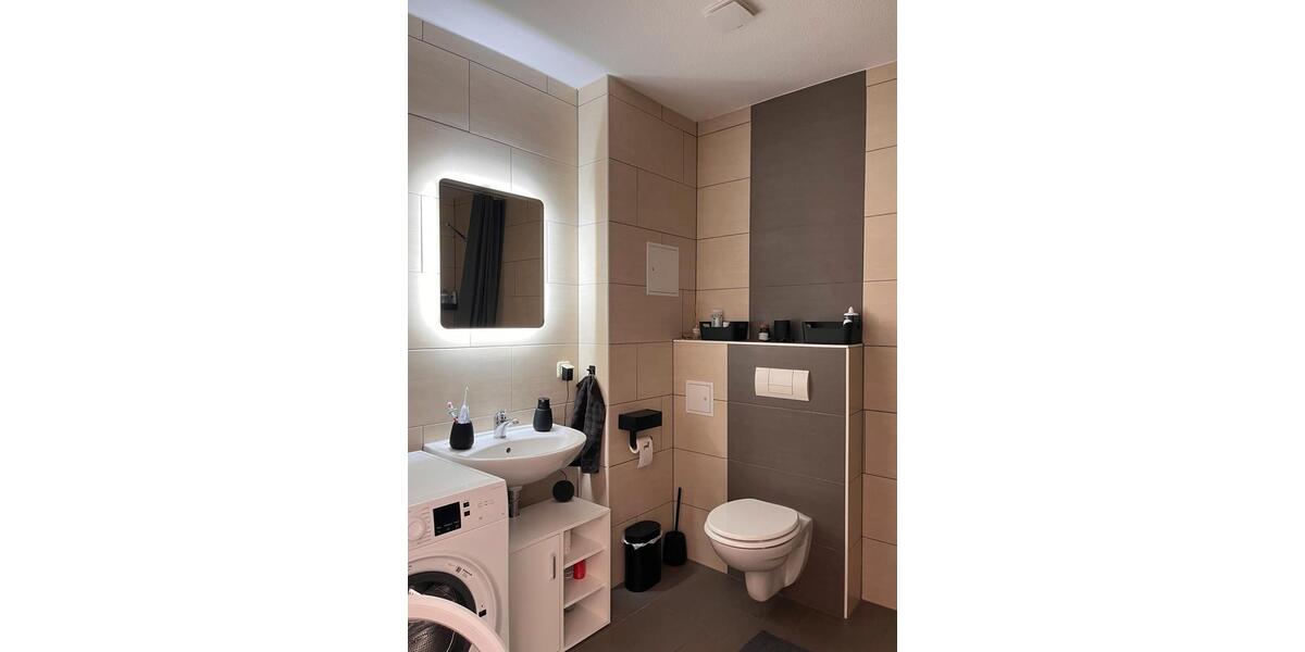 Etagenwohnung Stralsund - 2 Zimmer, 52 m&sup2;, 645&euro; | Angebot:25778274