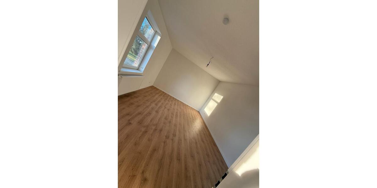 Etagenwohnung Neuenkirchen - 4 Zimmer, 120 m&sup2;, 1.200&euro; | Angebot:26521284
