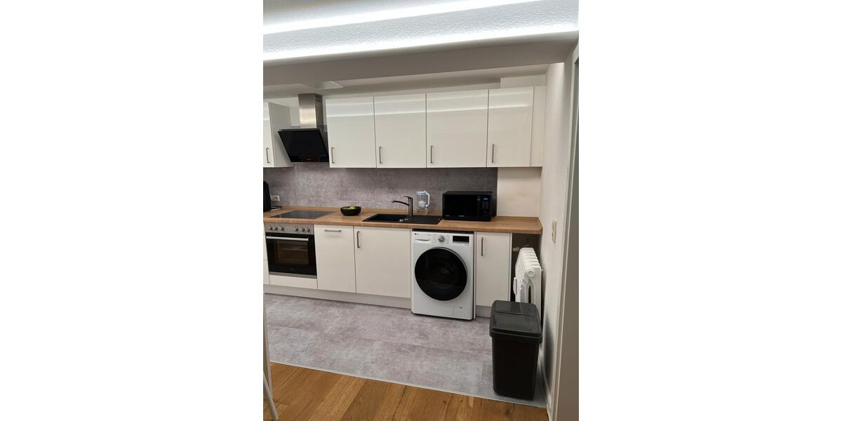 Etagenwohnung Stralsund - 2 Zimmer, 70 m&sup2;, 1.020&euro; | Angebot:26664311