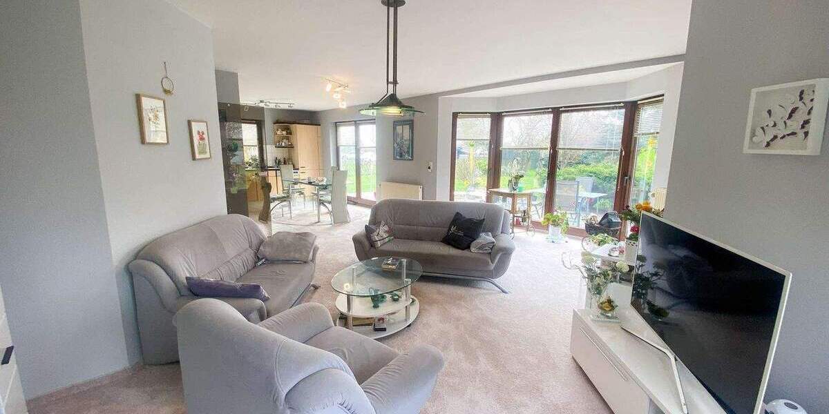 Einfamilienhaus Splietsdorf - 7 Zimmer, 220 m&sup2;, 330.000&euro; | Angebot:25668637