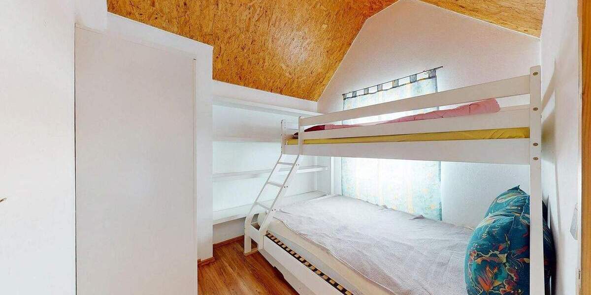 Mehrfamilienhaus, Wohnhaus Schaprode Poggenhof - 8 Zimmer, 178 m&sup2;, 475.000&euro; | Angebot:25708596