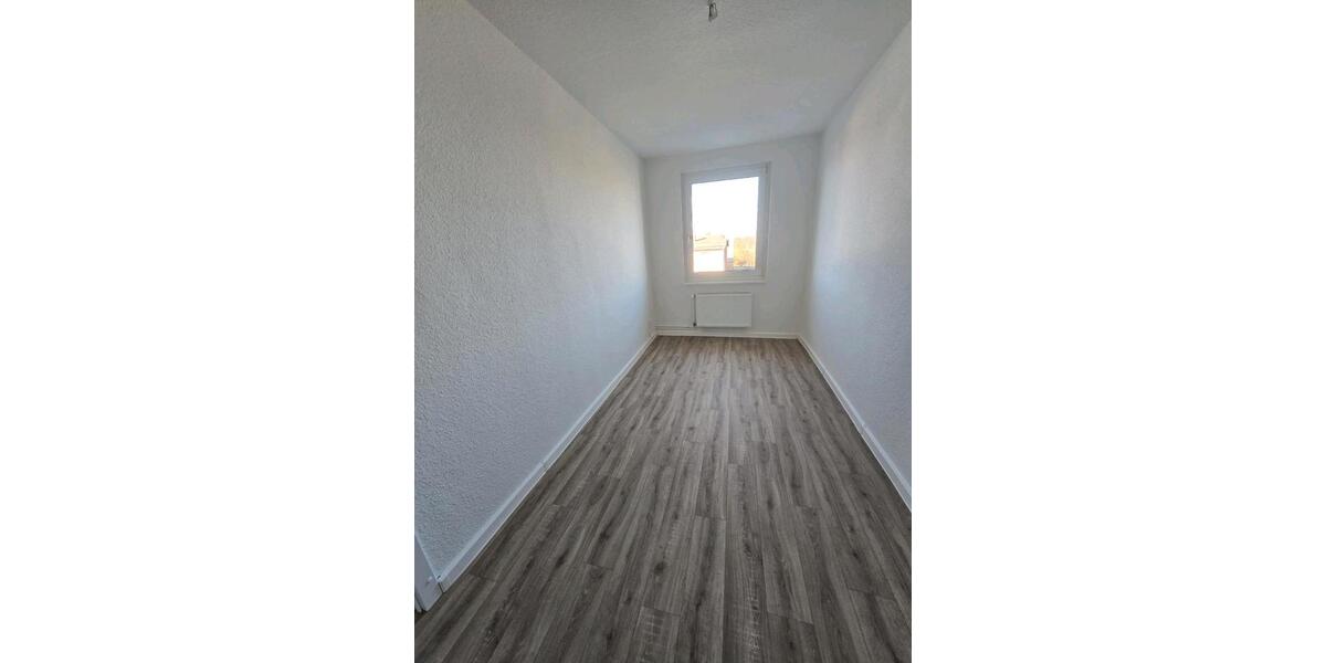 Etagenwohnung Bergen auf Rügen - 2 Zimmer, 43 m&sup2;, 370&euro; | Angebot:25923958