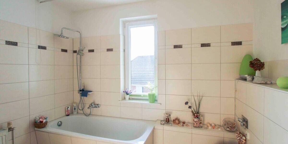 Mehrfamilienhaus, Wohnhaus Bergen auf Rügen Bergen - 7 Zimmer, 154 m&sup2;, 385.000&euro; | Angebot:26788382