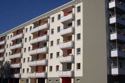 Wohnung Stralsund Knieper - 3 Zimmer, 66 m&sup2;, 400&euro; | Angebot:26119799