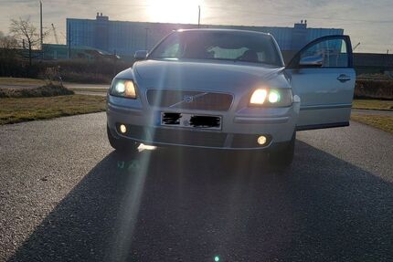 Volvo S40 213.000 km 2.500 &euro; Stralsund 18439
