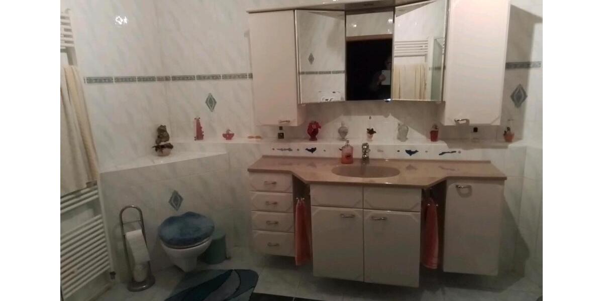 Doppelhaushälfte Neuenkirchen - 7 Zimmer, 277 m&sup2;, 430.000&euro; | Angebot:26587999