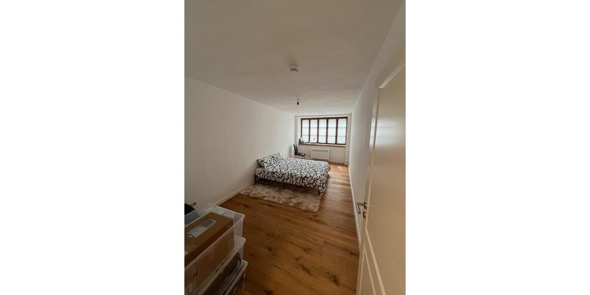 Etagenwohnung Stralsund - 2 Zimmer, 70 m&sup2;, 1.020&euro; | Angebot:26664311
