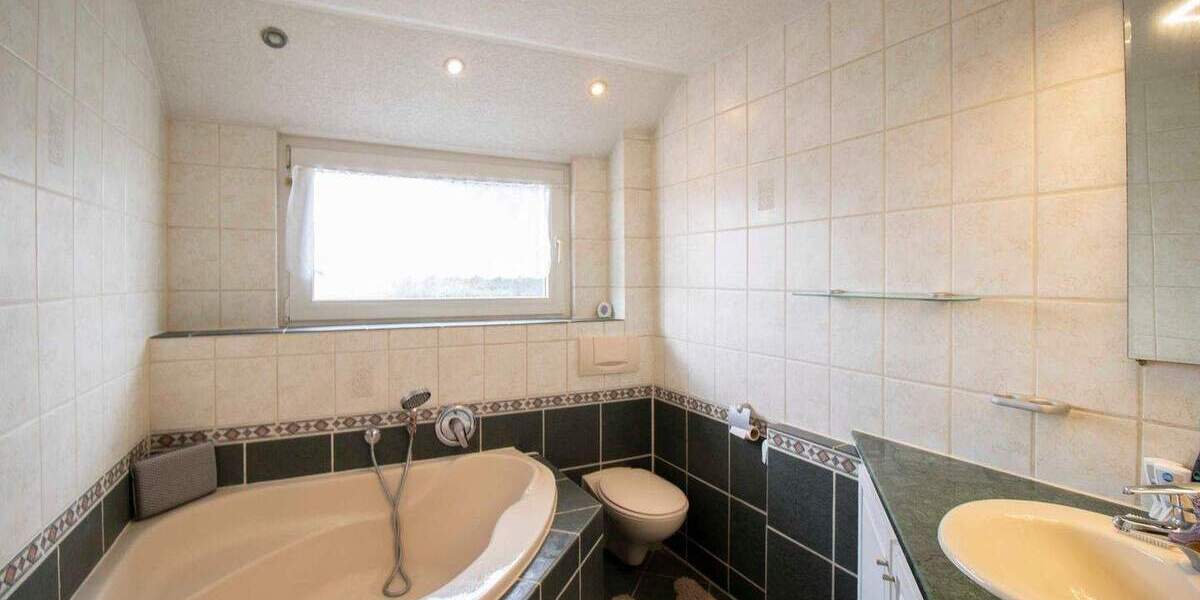 Einfamilienhaus Bergen auf Rügen Bergen - 5 Zimmer, 118 m&sup2;, 220.000&euro; | Angebot:25743628