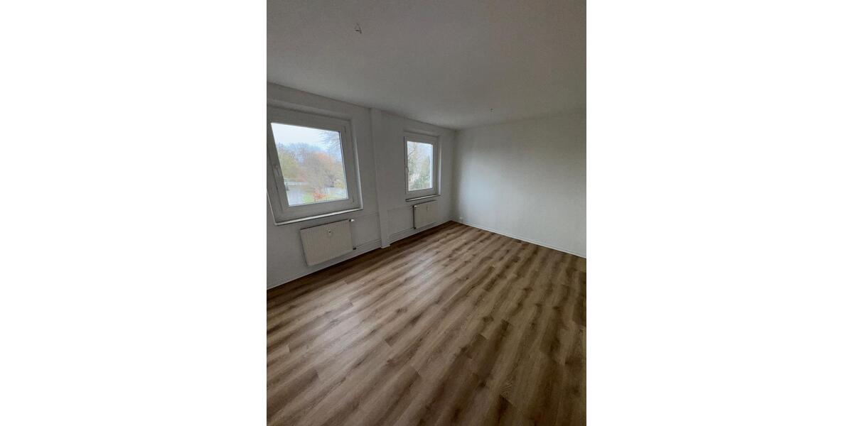 Etagenwohnung Stralsund Knieper - 4 Zimmer, 88 m&sup2;, 665&euro; | Angebot:25235678