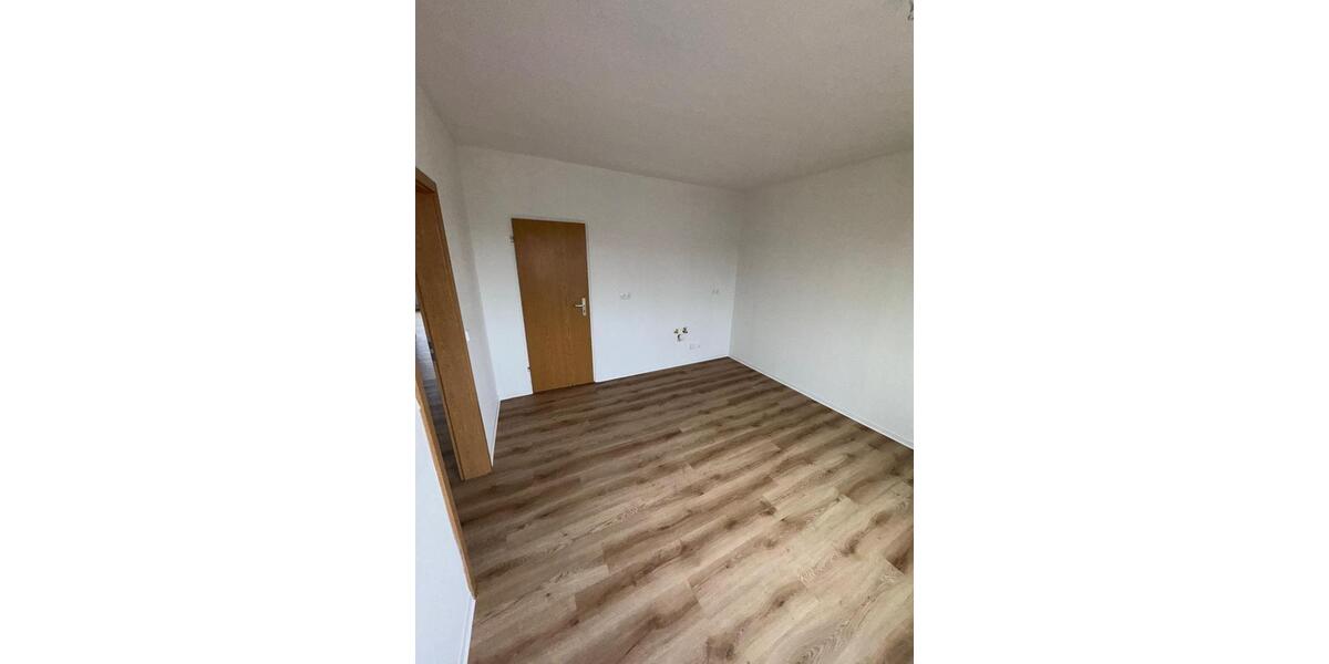 Etagenwohnung Stralsund Knieper - 4 Zimmer, 88 m&sup2;, 665&euro; | Angebot:25235678