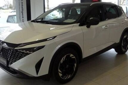 Nissan Qashqai 13.360 km 28.990 &euro; Bergen auf Rügen 18528