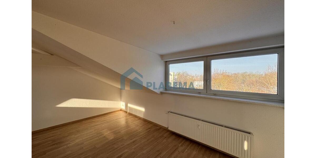 Dachgeschoßwohnung Stralsund Langendorfer Berg - 2 Zimmer, 70 m&sup2;, 875&euro; | Angebot:24510697
