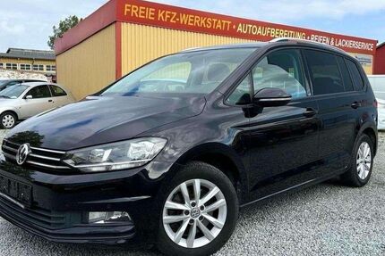 VW Touran 97.527 km 15.999 &euro; Stralsund 18437