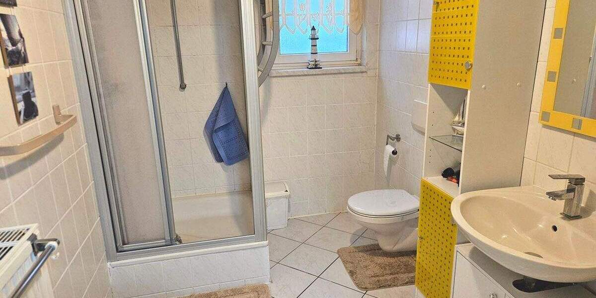 Reihenmittelhaus Bergen auf Rügen Bergen - 5 Zimmer, 170 m&sup2;, 210.000&euro; | Angebot:25668716