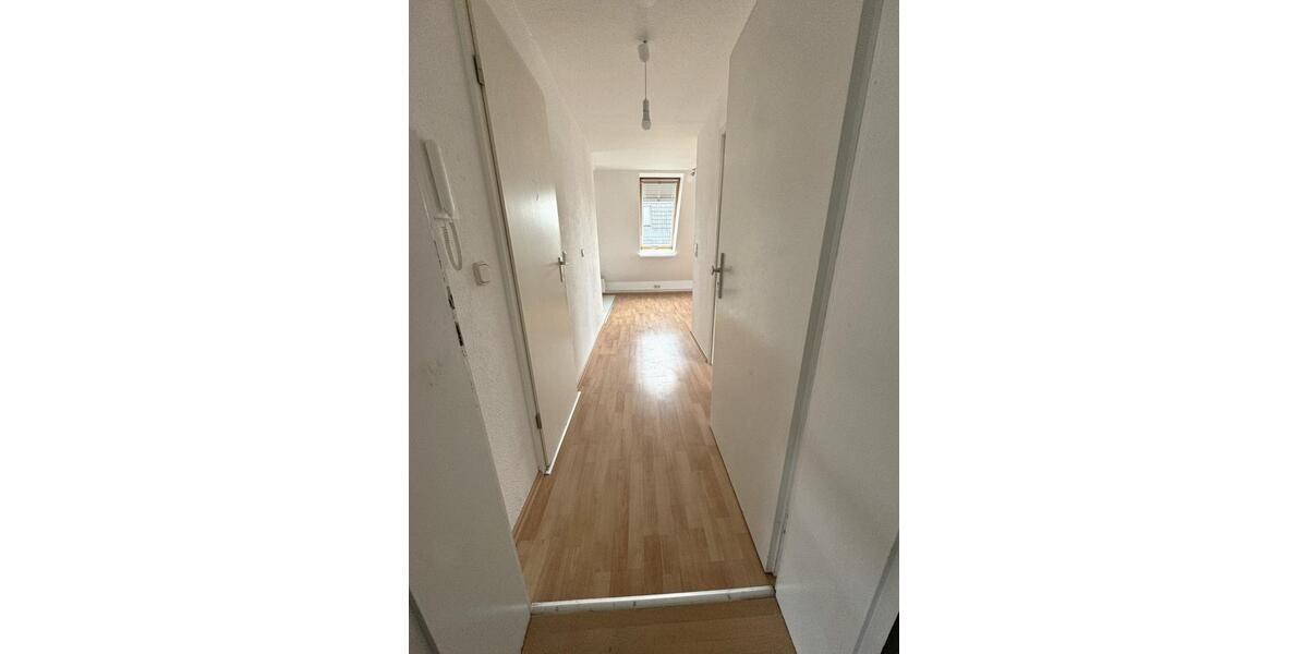 Dachgeschoßwohnung Barth - 2 Zimmer, 30 m&sup2;, 330&euro; | Angebot:25901365