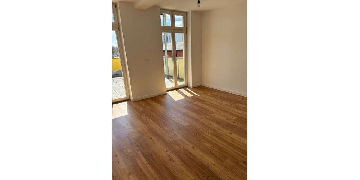 Etagenwohnung Stralsund - 2 Zimmer, 71 m&sup2;, 820&euro; | Angebot:24506429