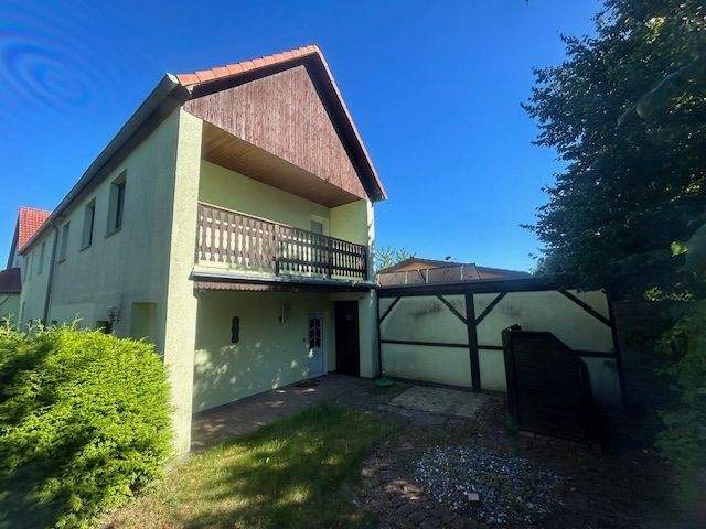 Doppelhaushälfte Samtens - 4 Zimmer, 100 m&sup2;, 145.000&euro; | Angebot:25680504