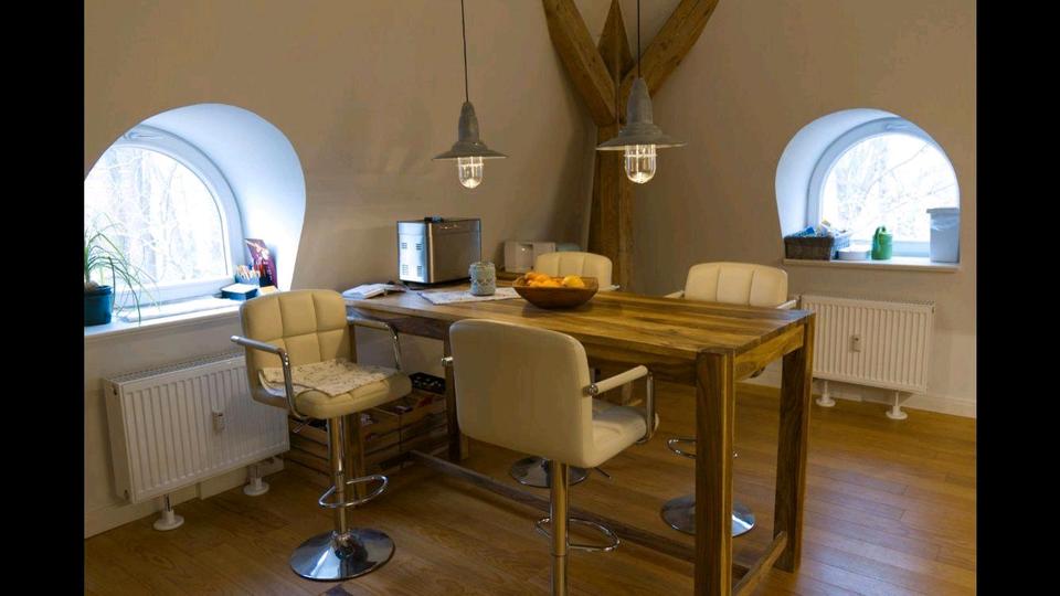 Dachgeschoßwohnung Steinhagen - 2 Zimmer, 84 m&sup2;, 960&euro; | Angebot:26527055