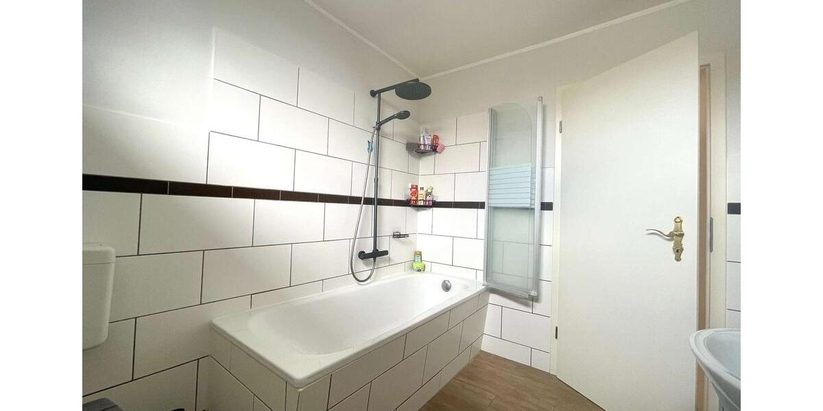 Etagenwohnung Franzburg - 4 Zimmer, 64 m&sup2;, 570&euro; | Angebot:25978951
