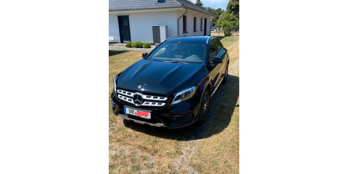 Mercedes-Benz GLA 200 118.899 km 16.999 &euro; ZINGST 18374