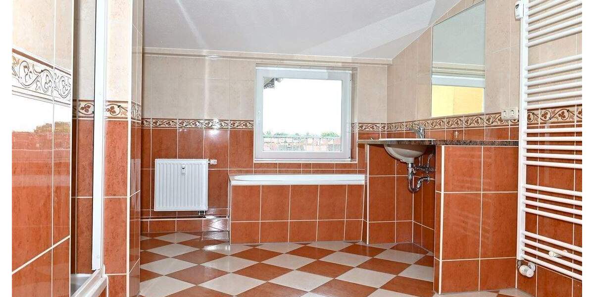 Etagenwohnung Stralsund Franken - 3 Zimmer, 107 m&sup2;, 980&euro; | Angebot:25834676