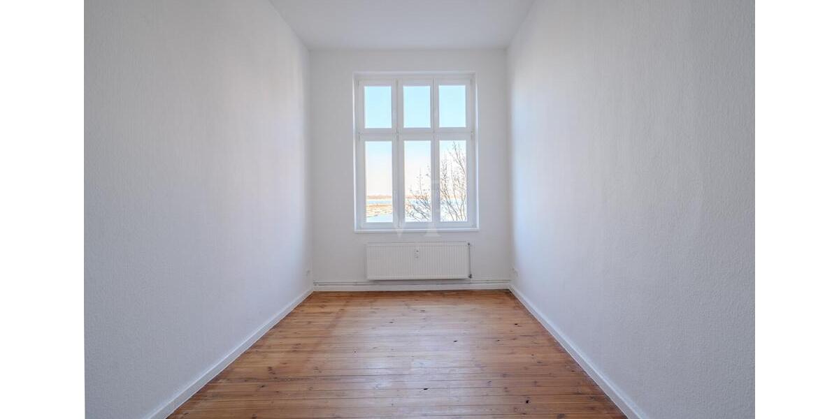 Etagenwohnung Stralsund - 5 Zimmer, 142 m&sup2;, 1.495&euro; | Angebot:24795712